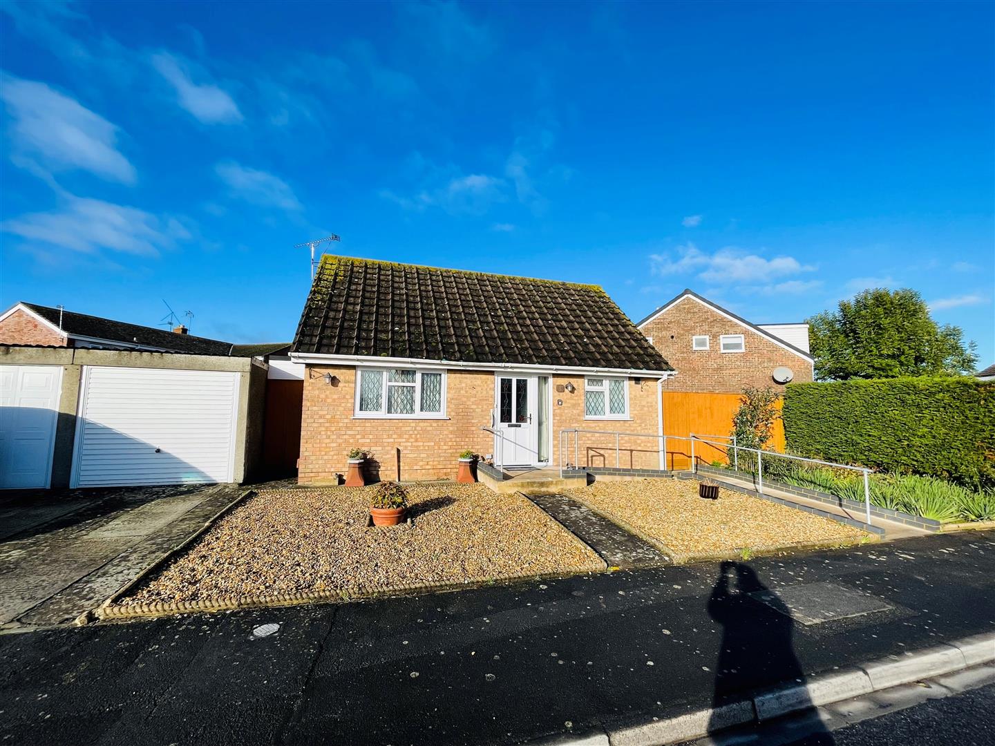 Lansdown Close, Melksham Lock and Key